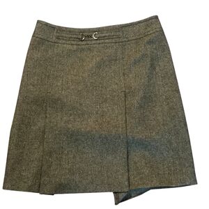 Chic Gray Mini Skirt